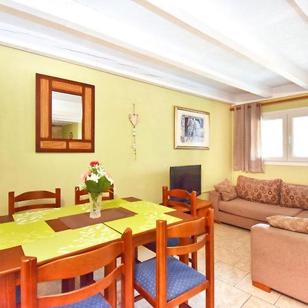אגיוס גורדיוס Mike'S Apartments מראה חיצוני תמונה