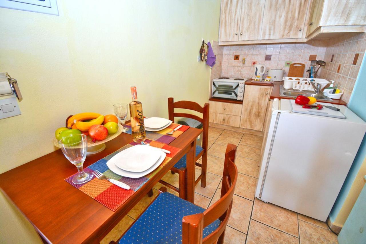 אגיוס גורדיוס Mike'S Apartments מראה חיצוני תמונה