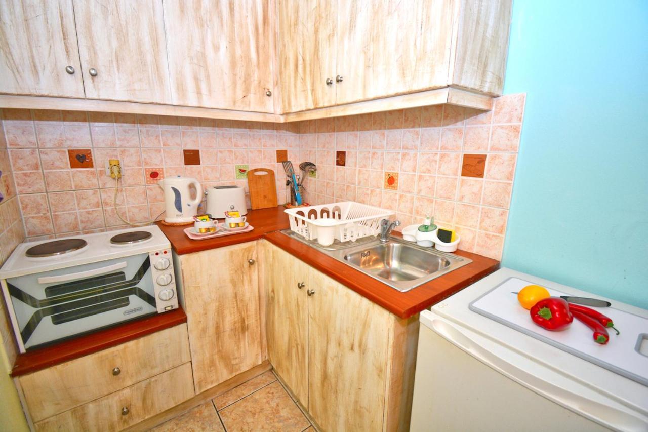 אגיוס גורדיוס Mike'S Apartments מראה חיצוני תמונה